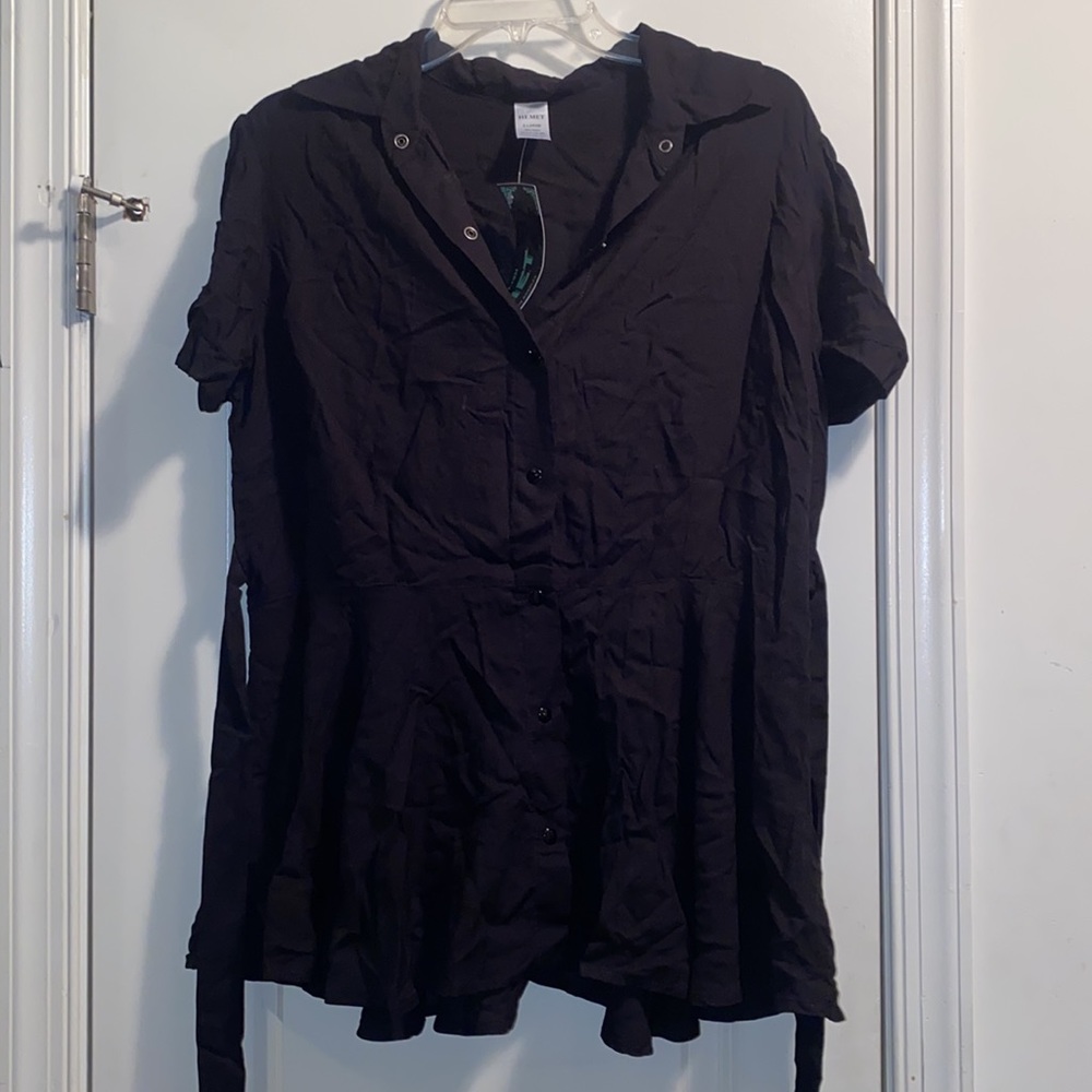 NWT helmet top - collar, button up, and tie waist rockabilly shirt